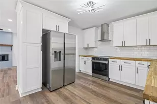 875 Hall Street SE, Atlanta, GA 30318 - Photo 9