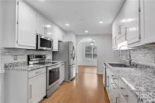 4132 Edenbrooke Circle, Loganville, GA 30052 - Photo 5