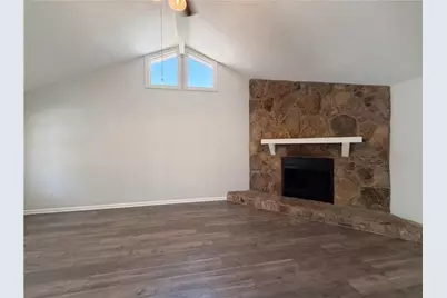 5596 Pinedale Circle, Sugar Hill, GA 30518 - Photo 11