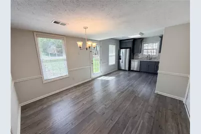 5596 Pinedale Circle, Sugar Hill, GA 30518 - Photo 15