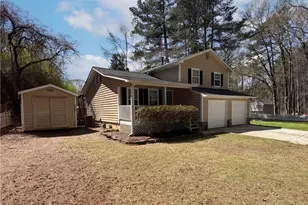 5596 Pinedale Cir, Sugar Hill, GA 30518 - Photo 7