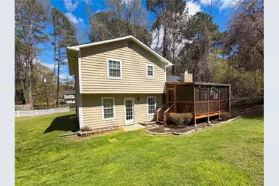 5596 Pinedale Circle, Sugar Hill, GA 30518 - Photo 29