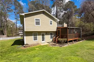 5596 Pinedale Cir, Sugar Hill, GA 30518 - Photo 29