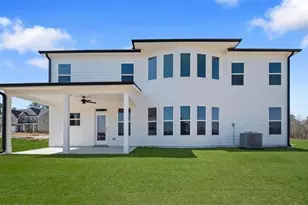 408 Hazel Dr, Locust Grove, GA 30248 - Photo 3