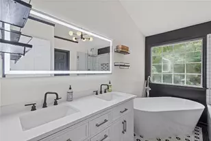 135 Sable Pointe Dr, Milton, GA 30004 - Photo 13