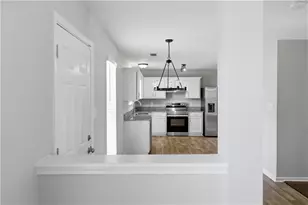 1098 Village Creek, Jonesboro, GA 30238 - Photo 17