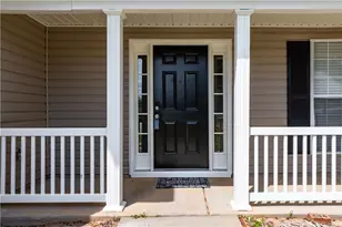 1098 Village Creek, Jonesboro, GA 30238 - Photo 3