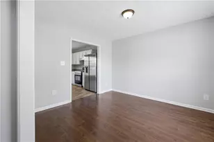 1098 Village Creek, Jonesboro, GA 30238 - Photo 5