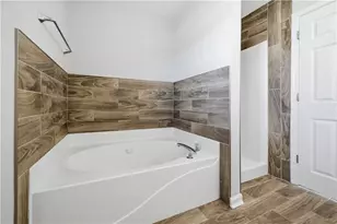 1098 Village Creek, Jonesboro, GA 30238 - Photo 25