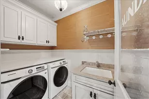 9040 Preston Ln, Suwanee, GA 30024 - Photo 19