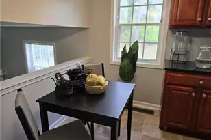 6733 Jojanne Ln, Lithonia, GA 30038 - Photo 5