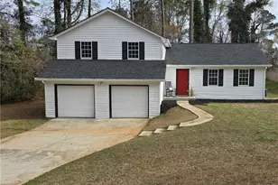 6733 Jojanne Ln, Lithonia, GA 30038 - Photo 1