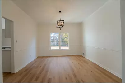 679 Springtor Drive, Lawrenceville, GA 30043 - Photo 9