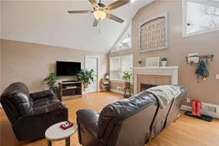 4721 Shadybrook Way SE, Conyers, GA 30094 - Photo 9