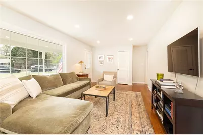 330 Brook Drive, Atlanta, GA 30328 - Photo 5