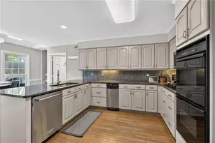 730 Edgewater Pl NW, Kennesaw, GA 30144 - Photo 15