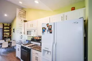 3060 Camelot Woods Dr, Lawrenceville, GA 30044 - Photo 21