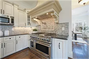 7611 Regency Cir, Atlanta, GA 30350 - Photo 11