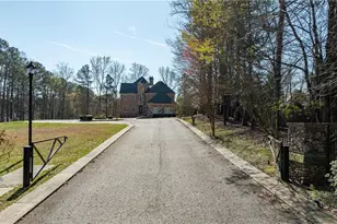 7611 Regency Cir, Atlanta, GA 30350 - Photo 73