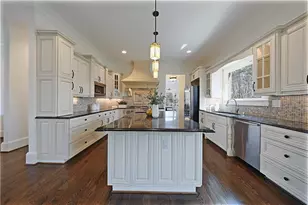 7611 Regency Cir, Atlanta, GA 30350 - Photo 5