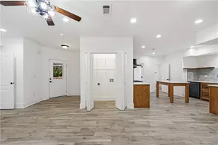 7611 Regency Cir, Atlanta, GA 30350 - Photo 67