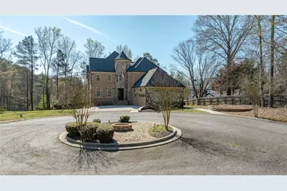 7611 Regency Circle, Atlanta, GA 30350 - Photo 77
