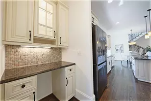 7611 Regency Cir, Atlanta, GA 30350 - Photo 33