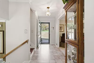 237 Lamplighter Lane SE, Marietta, GA 30067 - Photo 9