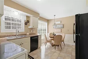 237 Lamplighter Ln SE, Marietta, GA 30067 - Photo 15