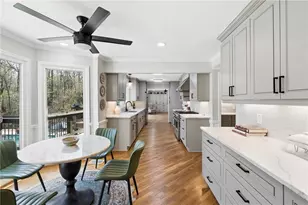 555 Valley Hall Dr, Sandy Springs, GA 30350 - Photo 13