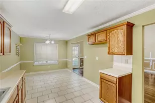 1298 Sierra Ridge Pl, Loganville, GA 30052 - Photo 13