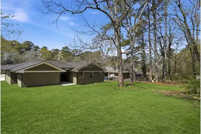 2940 Cloverhurst Drive, Atlanta, GA 30344 - Photo 35