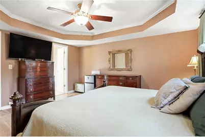 3075 Oak Meadow Drive, Snellville, GA 30078 - Photo 11