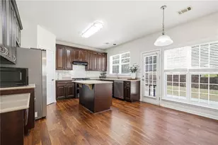 310 Hammersmith Dr, Suwanee, GA 30024 - Photo 9