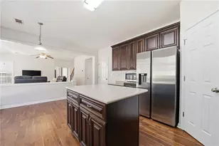 310 Hammersmith Dr, Suwanee, GA 30024 - Photo 11