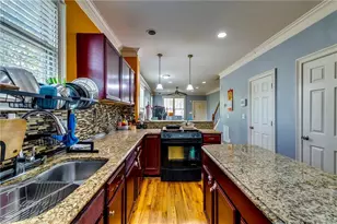 1340 Lyle Ave, East Point, GA 30344 - Photo 11