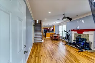 1340 Lyle Ave, East Point, GA 30344 - Photo 3