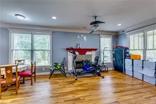 1340 Lyle Ave, East Point, GA 30344 - Photo 5