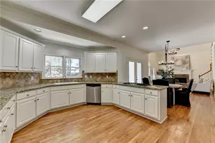 715 Apsley Way, Johns Creek, GA 30022 - Photo 5