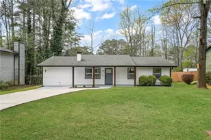 8919 Saddlewood Dr, Jonesboro, GA 30238 - Photo 7