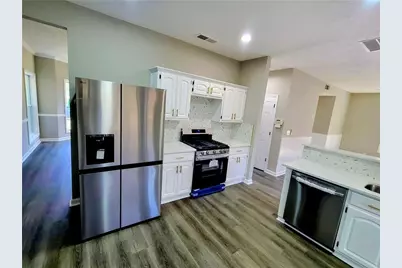 2081 Hunters Ridge Drive, Lawrenceville, GA 30044 - Photo 13