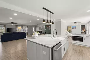 146 Lancelot Way, Lawrenceville, GA 30046 - Photo 11