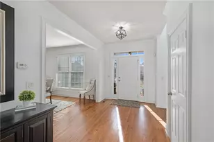 5740 Cascade Tr, Cumming, GA 30040 - Photo 7