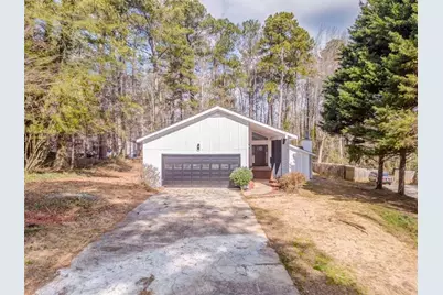 6788 E Woodridge Place E, Douglasville, GA 30135 - Photo 1