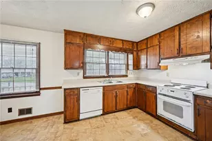 2191 Plantation Ct, Lawrenceville, GA 30044 - Photo 11