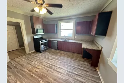 74 Martin Luther K Drive, Winder, GA 30680 - Photo 7