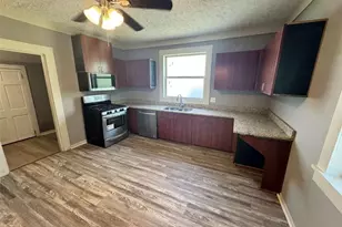 74 Martin Luther K Dr, Winder, GA 30680 - Photo 7