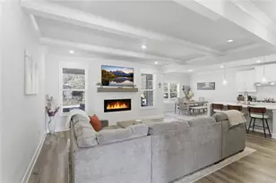 22 Winding Rose Dr, Hoschton, GA 30548 - Photo 11