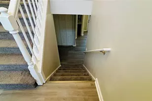 1015 Sly Fox Ct, Stone Mountain, GA 30088 - Photo 11