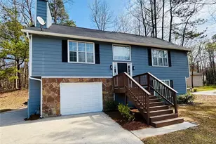 1015 Sly Fox Ct, Stone Mountain, GA 30088 - Photo 7